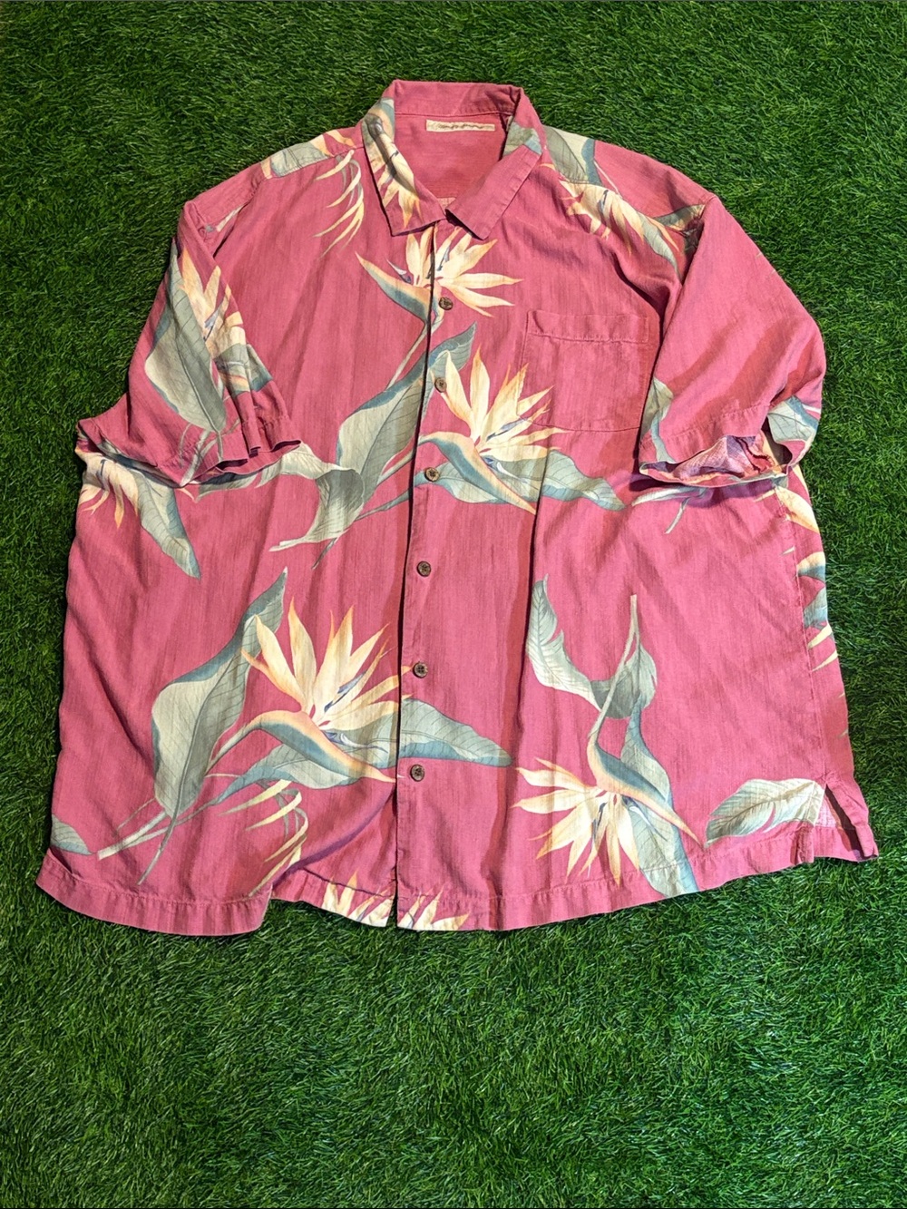 Tommy Bahama  Pink Floral Camp Shirt 100% Silk XXL
